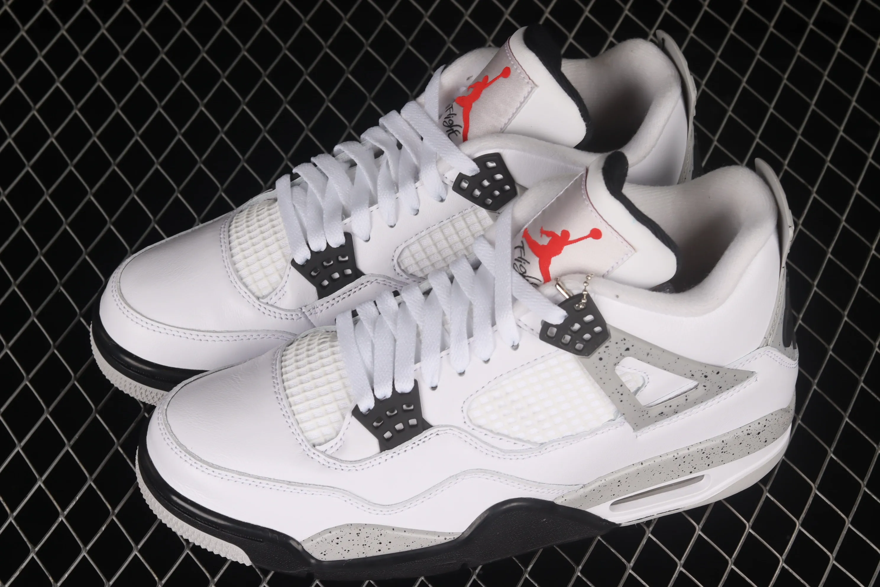 All categories Air Jordan Jordan series basketball shoes Air Jordan 4 foreign trade version Air Jordan 4 Retro "White Cement" AJ4 Joe 4 white cement white gray 840606-192